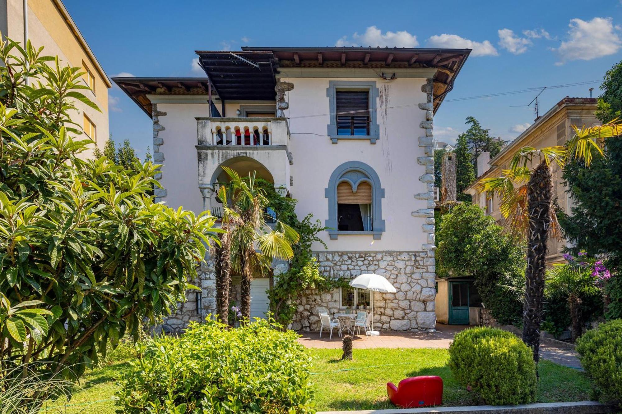 City Apartment With Garden - Happy Rentals Rijeka Zewnętrze zdjęcie